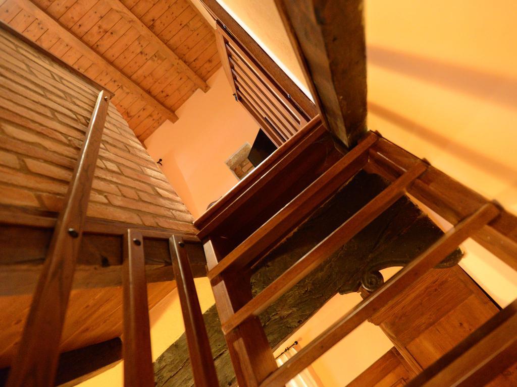 Torretta Di Bassano Hotel Rivergaro Luaran gambar