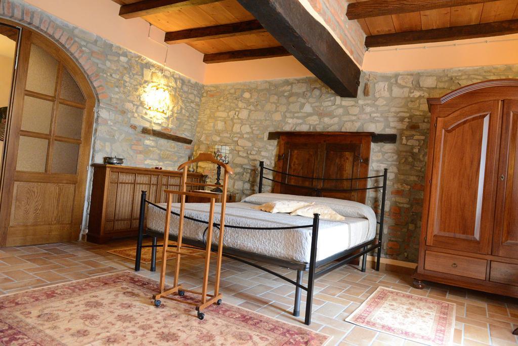 Torretta Di Bassano Hotel Rivergaro Luaran gambar