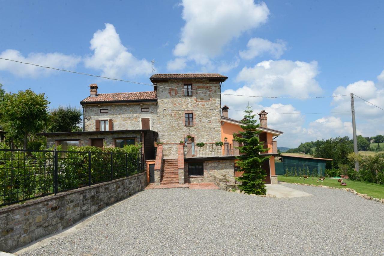 Torretta Di Bassano Hotel Rivergaro Luaran gambar